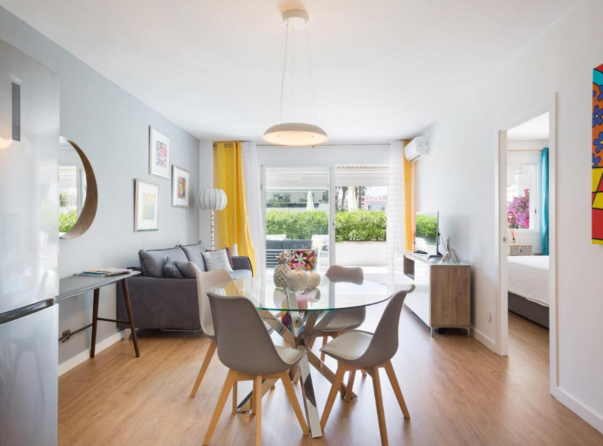 Pool & Sea Terrace Luxury, Comfort, Unbeatable Location Apartment *